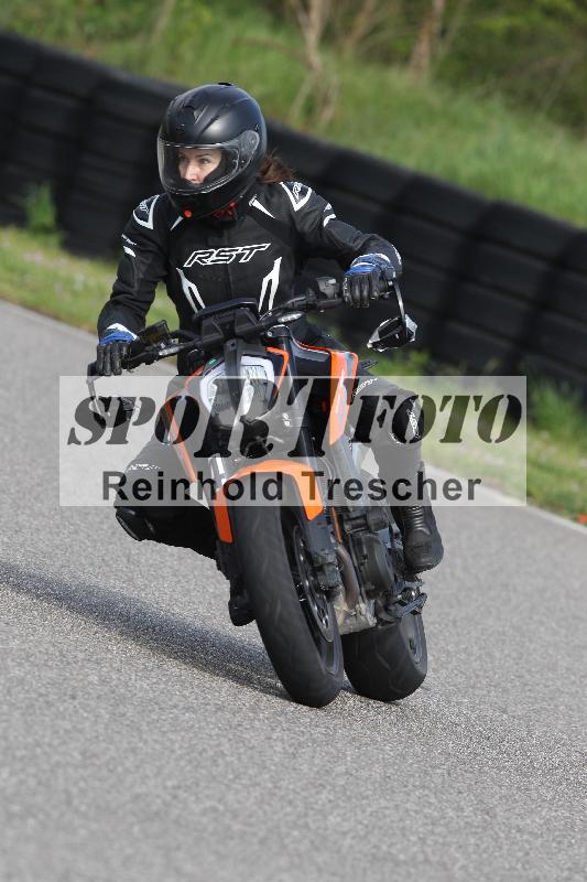 Archiv-2025/10 23.04.2025 Cornu Master School ADR/gruen-vert/4